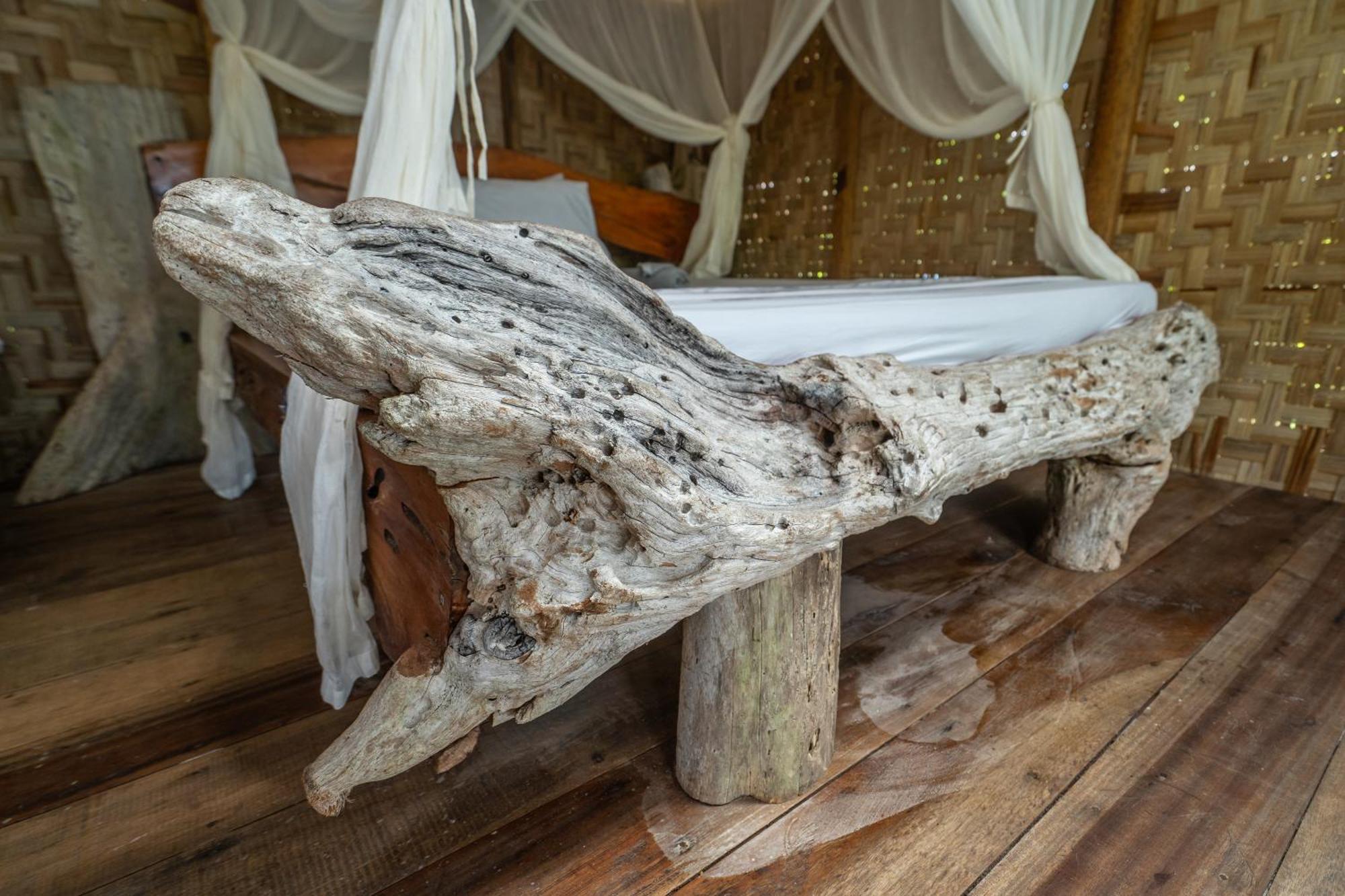 Pinang Island - Private Island Sea View Bungalows Singkil  部屋 写真